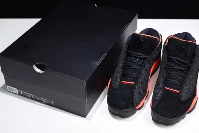 x Clot Air Infrared Jordan Low Black 13 AT3102-006 0520